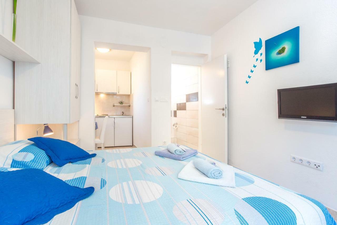 Apartments Nona 1 Хвар Екстериор снимка