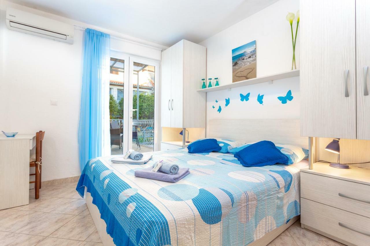 Apartments Nona 1 Хвар Екстериор снимка